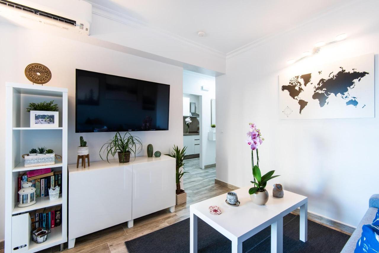 Beachfront Apartment Puerto Marina 베날마데나코스타 외부 사진
