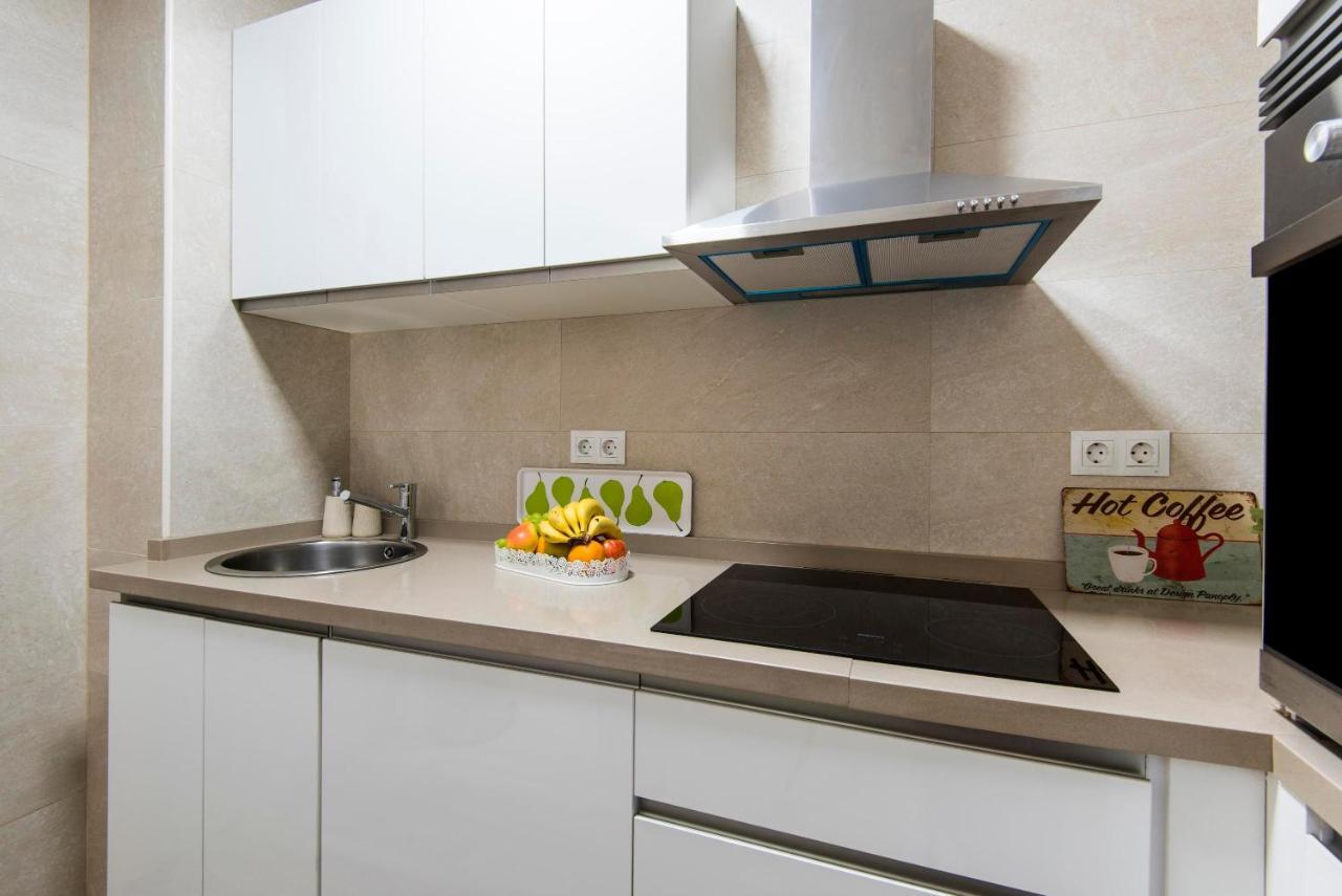 Beachfront Apartment Puerto Marina 베날마데나코스타 외부 사진